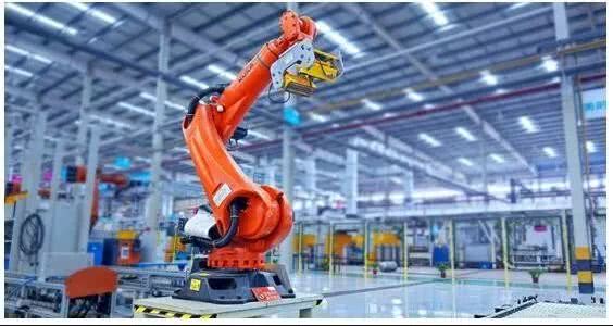 武漢開發區企業競逐“燈塔工廠”建設，引領智能制造新浪潮